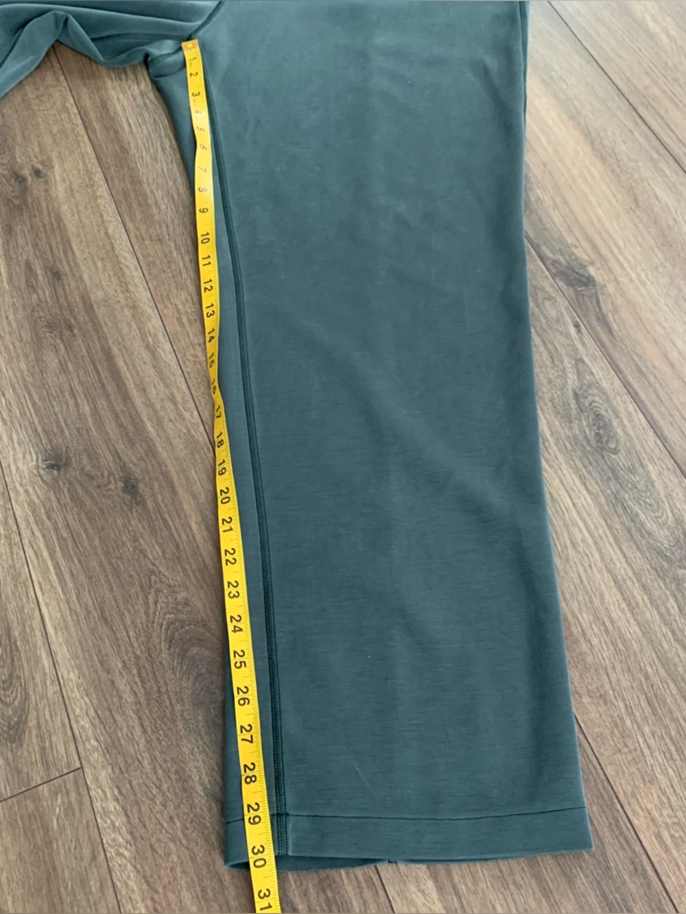 Lululemon soft stream women’s pants size 16 with 30” inseam in Olive green - Picture 2 of 8